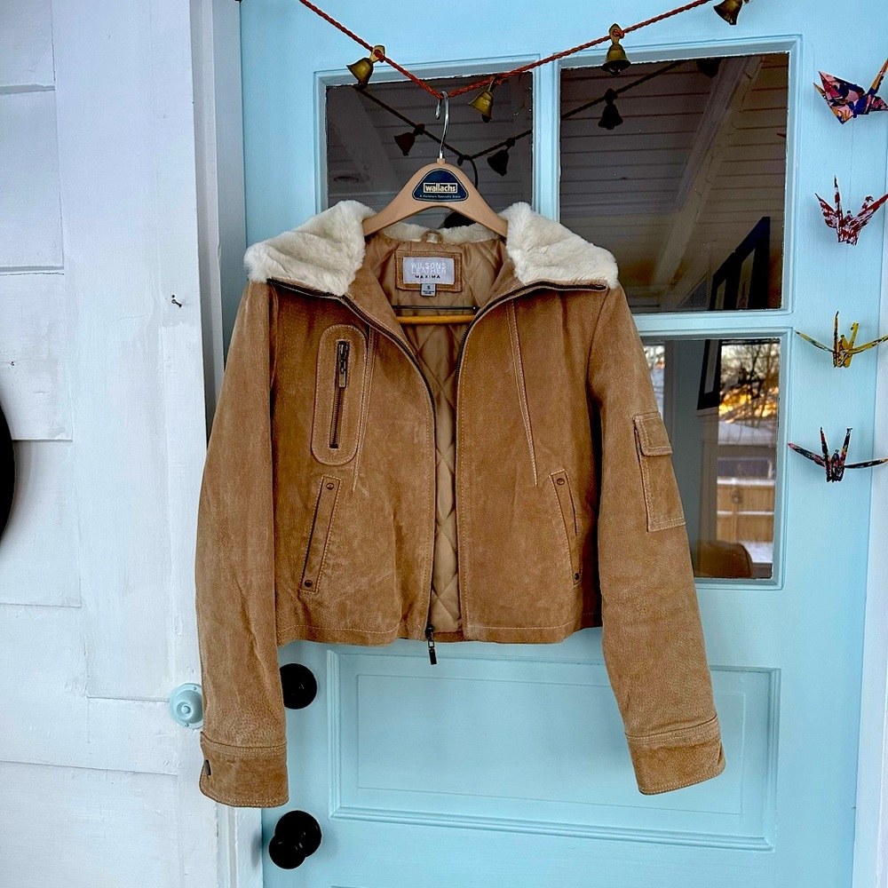 Women’s cropped suede jacket